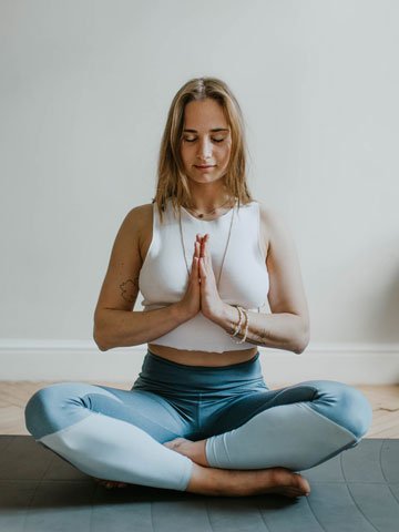 CBT vs Stress Management: Which Approach Creates Long-Term Emotional Resilience Trainer2